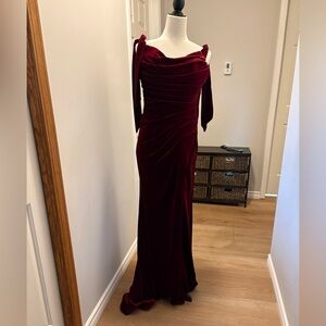 Elegant Velvet Burgundy Evening Gown